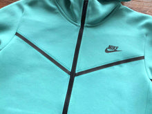Carregar imagem no visualizador da galeria, Nike Sportswear Tech Fleece