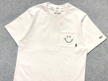 Carregar imagem no visualizador da galeria, Camiseta Lacoste Smile