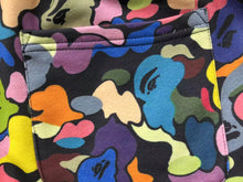 Carregar imagem no visualizador da galeria, Short Bape Multi Camo Shark