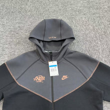 Carregar imagem no visualizador da galeria, Moletom Syna World x Nike Tech Fleece Central Cee