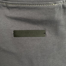 Carregar imagem no visualizador da galeria, Camiseta Essentials Fear of God
