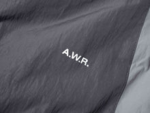 Carregar imagem no visualizador da galeria, Jaqueta Corta Vento Nike x Nocta