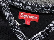 Carregar imagem no visualizador da galeria, Camiseta Supreme Football Top Black