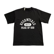 Carregar imagem no visualizador da galeria, Camiseta Essentials 1977 Black