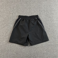 Carregar imagem no visualizador da galeria, Shorts Syna World