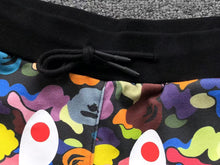 Carregar imagem no visualizador da galeria, Short Bape Multi Camo Shark