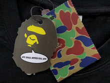 Carregar imagem no visualizador da galeria, Camiseta Bape A Bathing Ape