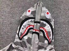 Carregar imagem no visualizador da galeria, Moletom Bape Shark Full Zip