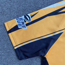 Carregar imagem no visualizador da galeria, Camiseta Supreme Sudden Death Football