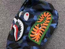 Carregar imagem no visualizador da galeria, Moletom Bape Shark Full Zip