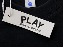 Carregar imagem no visualizador da galeria, Camiseta Comme des Garçons Play