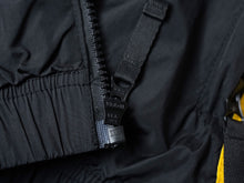 Carregar imagem no visualizador da galeria, Jaqueta Corta Vento Nike x Nocta