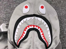 Carregar imagem no visualizador da galeria, Moletom Bape Shark Full Zip