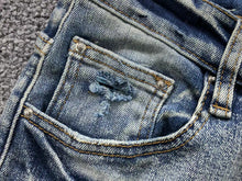 Carregar imagem no visualizador da galeria, Calça Amiri Jeans Snake