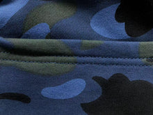 Carregar imagem no visualizador da galeria, Short Bape Shark Camo