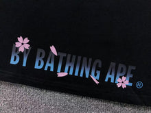 Carregar imagem no visualizador da galeria, Camiseta Bape Sakura Ape Face Tee