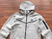 Carregar imagem no visualizador da galeria, Nike Sportswear Tech Fleece