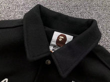 Carregar imagem no visualizador da galeria, Jaqueta Bape Varsity
