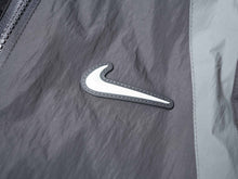 Carregar imagem no visualizador da galeria, Jaqueta Corta Vento Nike x Nocta