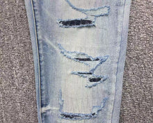 Carregar imagem no visualizador da galeria, Calça Amiri Jeans Logo Preta