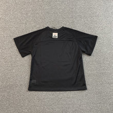 Carregar imagem no visualizador da galeria, Camiseta Corteiz HMP Mesh Panel