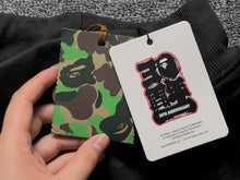 Carregar imagem no visualizador da galeria, Short Bape x Inter Miami
