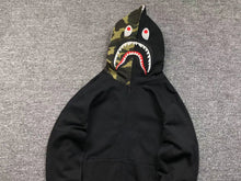 Carregar imagem no visualizador da galeria, Moletom Bape Shark Full Zip
