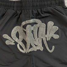 Carregar imagem no visualizador da galeria, Shorts Syna World
