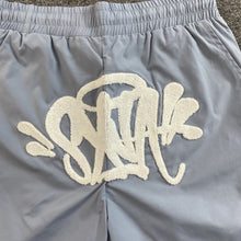 Carregar imagem no visualizador da galeria, Shorts Syna World
