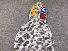 Carregar imagem no visualizador da galeria, Moletom Bape Shark Full Zip
