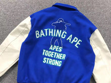 Carregar imagem no visualizador da galeria, Jaqueta Bap varsity A Bathing Ape
