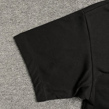 Carregar imagem no visualizador da galeria, Camiseta Essentials 1977 Black
