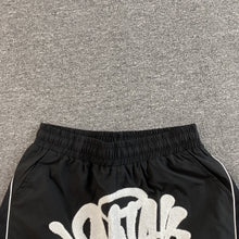 Carregar imagem no visualizador da galeria, Shorts Syna World
