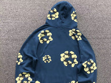 Carregar imagem no visualizador da galeria, Moletom Denim Tears x Cactus Plant Flea Market
