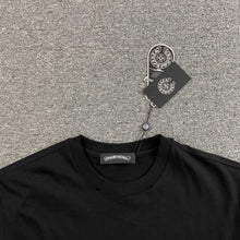 Carregar imagem no visualizador da galeria, Camiseta Chrome Hearts

