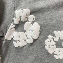 Carregar imagem no visualizador da galeria, Moletom Denim Tears Gray
