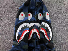 Carregar imagem no visualizador da galeria, Moletom Bape Shark Full Zip
