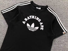 Carregar imagem no visualizador da galeria, Camiseta  Bape x Adidas
