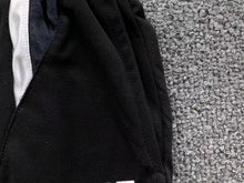 Carregar imagem no visualizador da galeria, Short  Bape  Multi Logo Relaxed Fit
