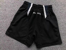 Carregar imagem no visualizador da galeria, Short  Bape  Multi Logo Relaxed Fit
