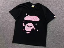Carregar imagem no visualizador da galeria, Camiseta Bape Sakura Ape Face Tee
