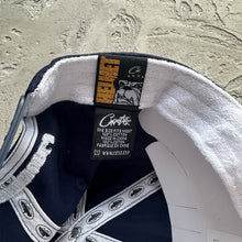 Carregar imagem no visualizador da galeria, Boné Corteiz Da Cola Snapback Navy
