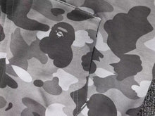 Carregar imagem no visualizador da galeria, Moletom Bape Shark Full Zip

