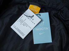 Carregar imagem no visualizador da galeria, Jaqueta Corta Vento Nike x Nocta

