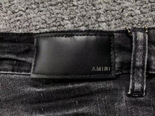 Carregar imagem no visualizador da galeria, Calça Amiri Jeans  Logo Vermelho
