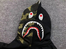 Carregar imagem no visualizador da galeria, Moletom Bape Shark Full Zip
