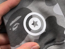 Carregar imagem no visualizador da galeria, Moletom Bape Shark Full Zip
