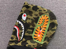 Carregar imagem no visualizador da galeria, Moletom Bape shark full zip
