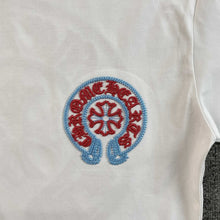 Carregar imagem no visualizador da galeria, Camiseta Chrome Hearts
