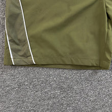 Carregar imagem no visualizador da galeria, Shorts Syna World
